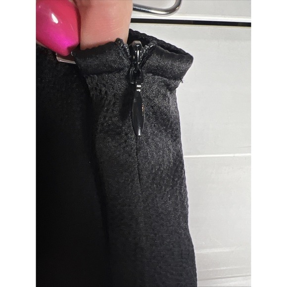 Nasty Gal Textured Satin Split Maxi Skirt Women's Size 4 Black - Picture 7 of 8